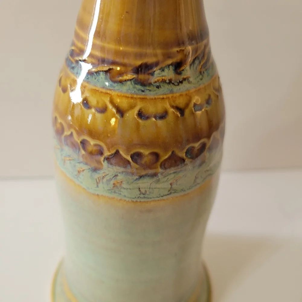 Dubin Art Pottery Vase Embossed Hearts